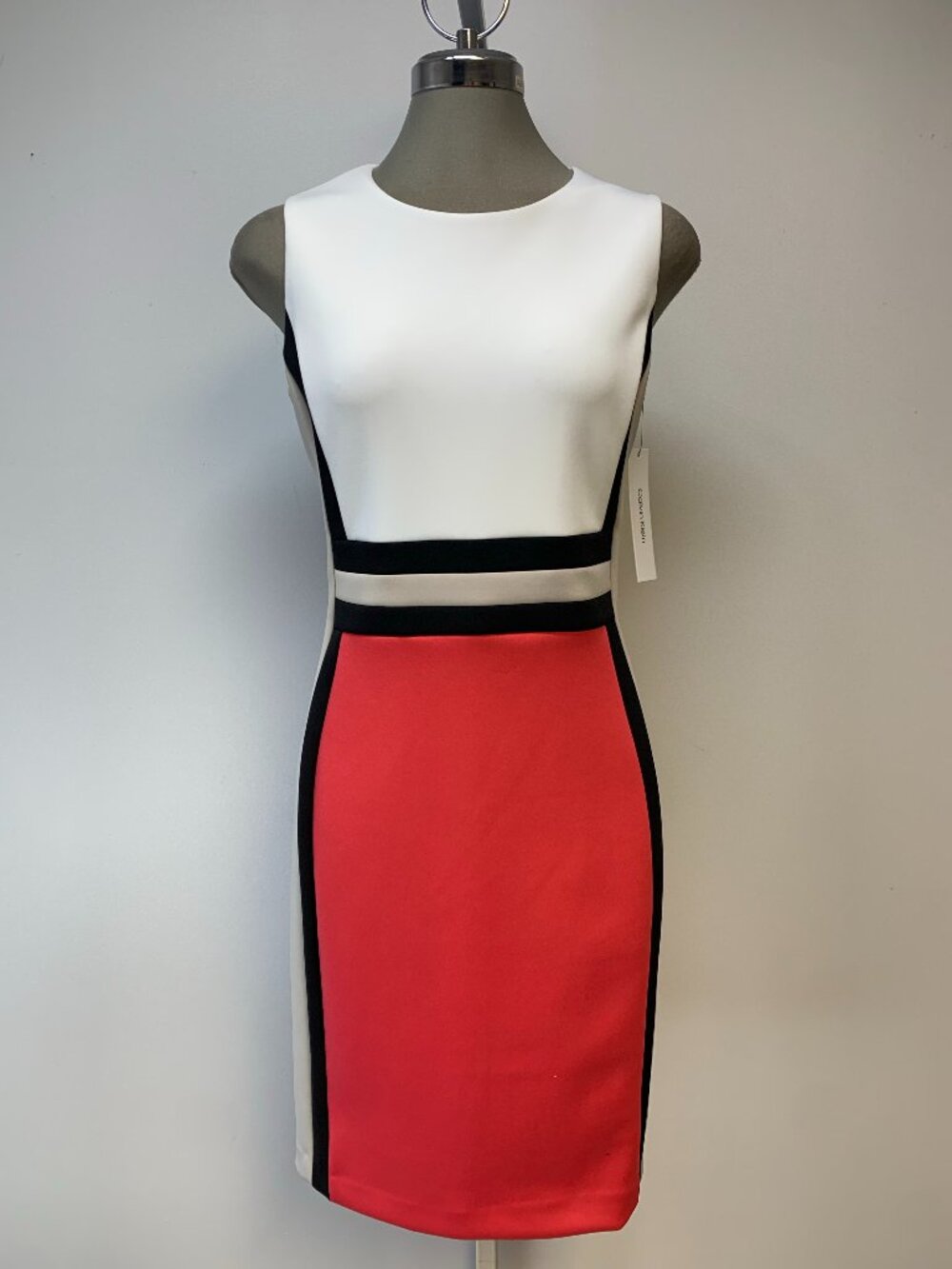 New CALVIN KLEIN Dress size 12
